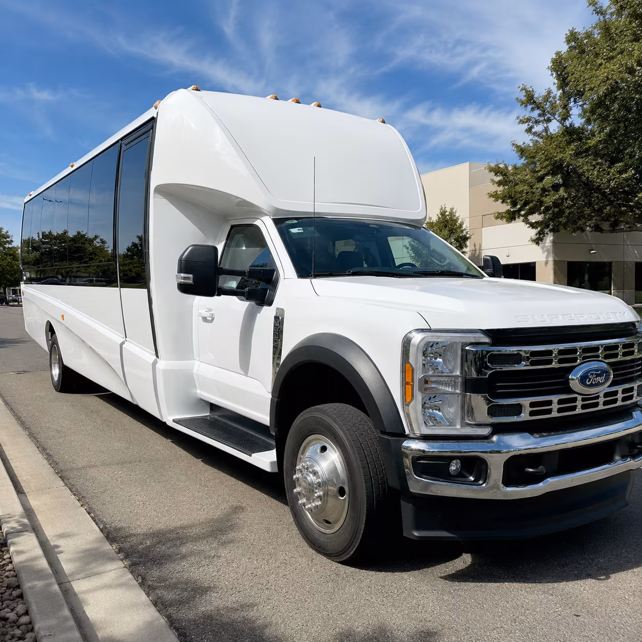 easy guest shuttles for gated community and resort venues near laguna niguel