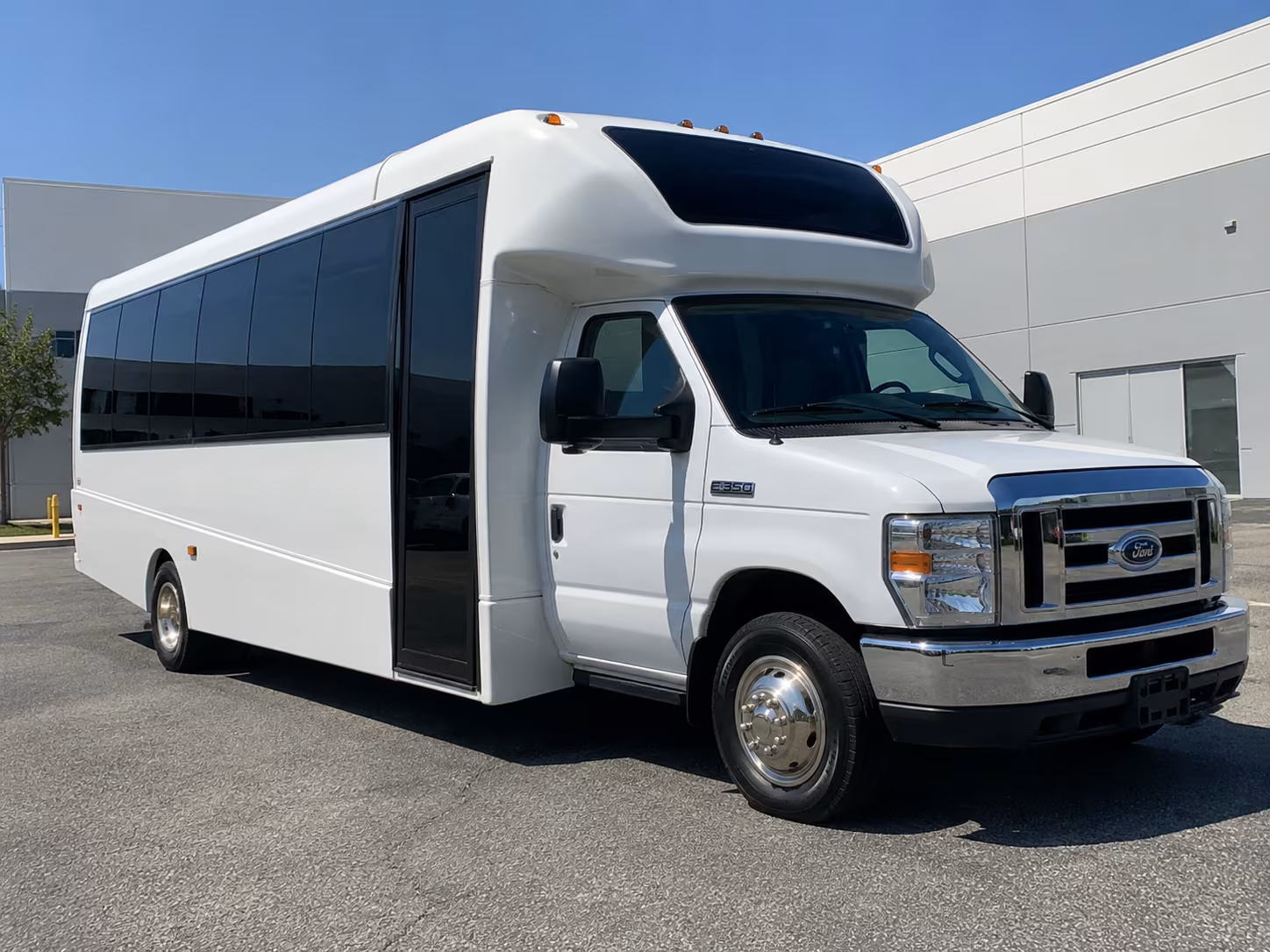 how the type of bus changes the price in laguna niguel california