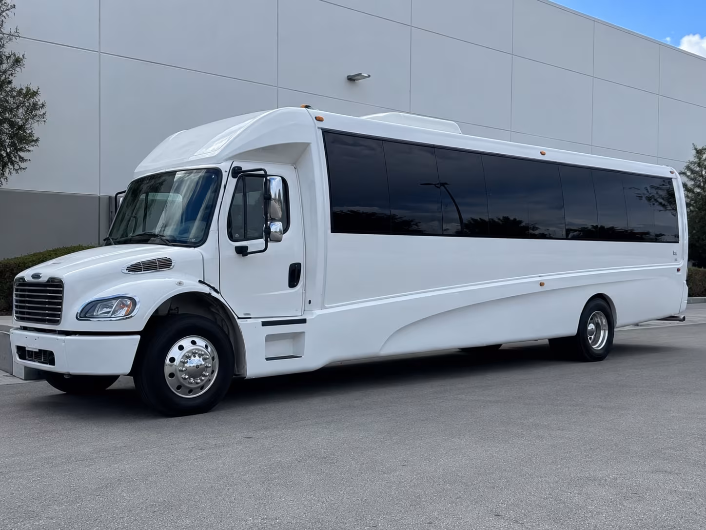 laguna niguel sporting event party bus rental