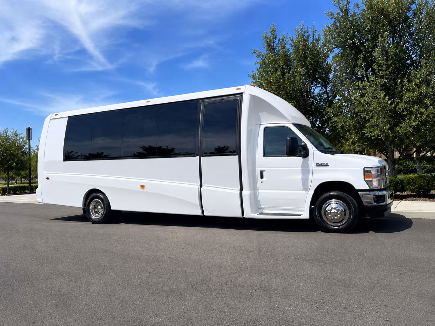 let lagunaniguelcharterbuscompany com handle the logistics for your next laguna beach field trip