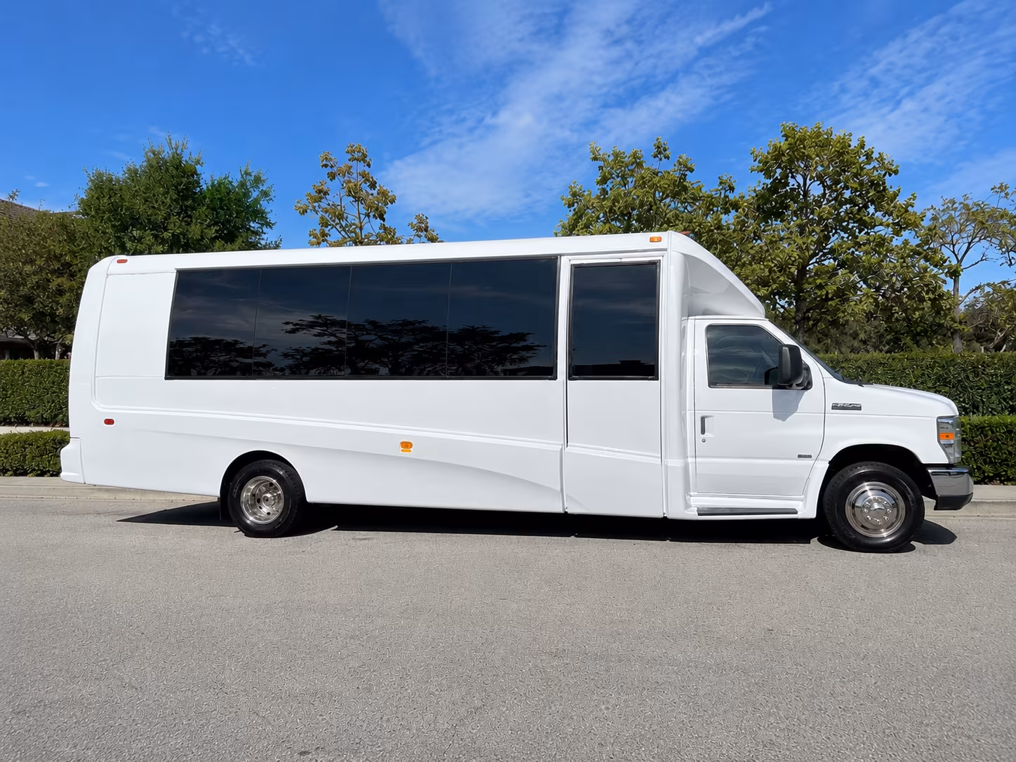 prom homecoming and school event bus rentals in south orange county