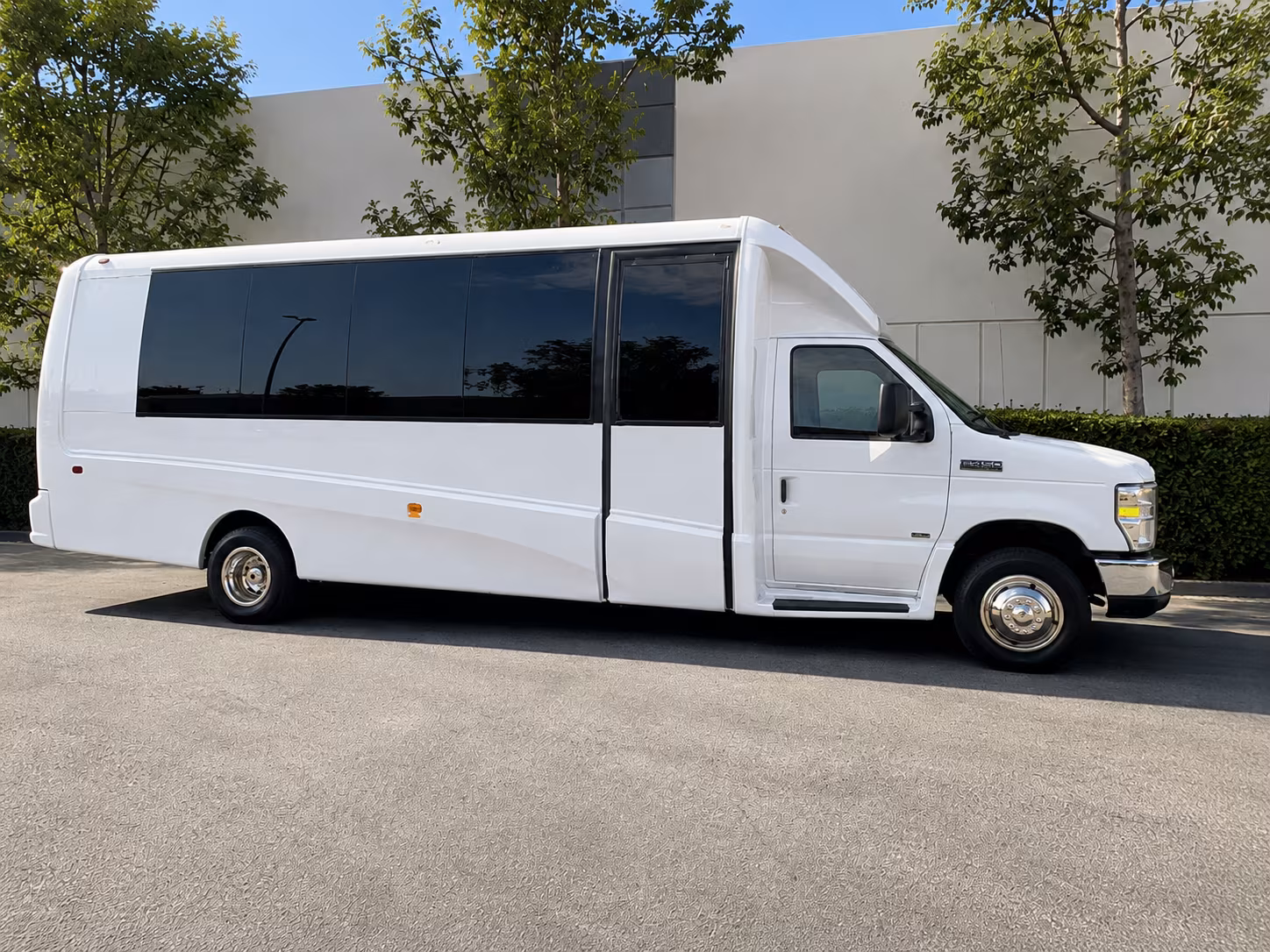 with lagunaniguelcharterbuscompany com securing prom transportation is simple